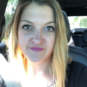 Meet your Posher, Brittney